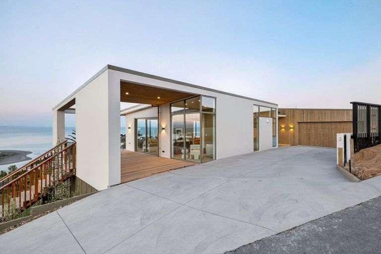 Photo of property in 3 Ararat Lane, Clifton, Christchurch, 8081