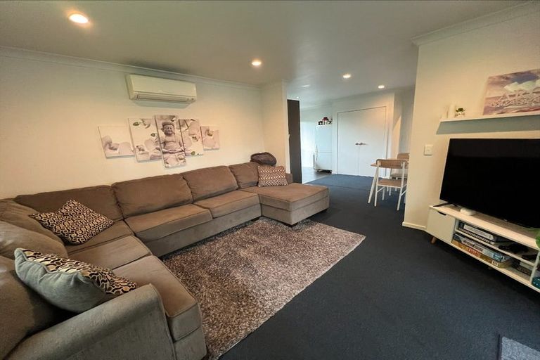 Photo of property in 28 Station Road, Marton, 4710