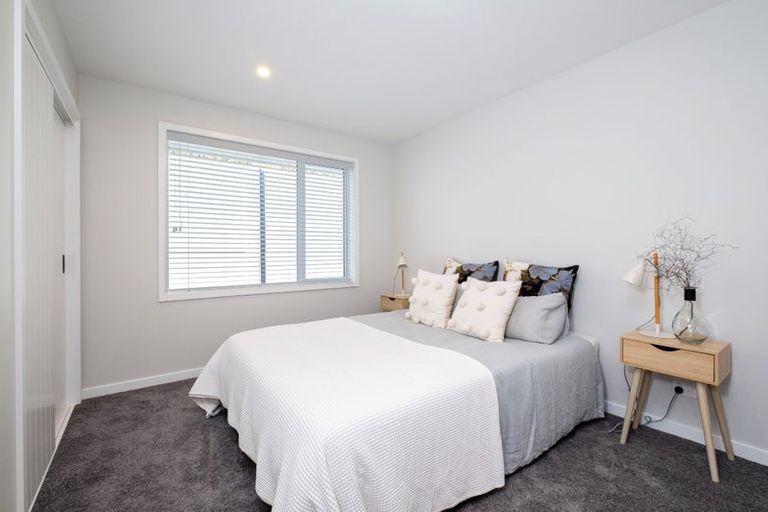 Photo of property in 12 George Yee Place, Taradale, 4112