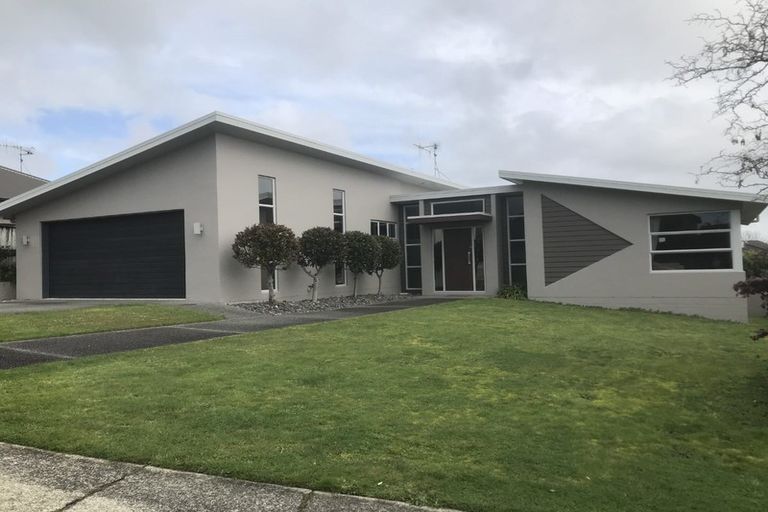 Photo of property in 14 Portobello Way, Huntington, Hamilton, 3210