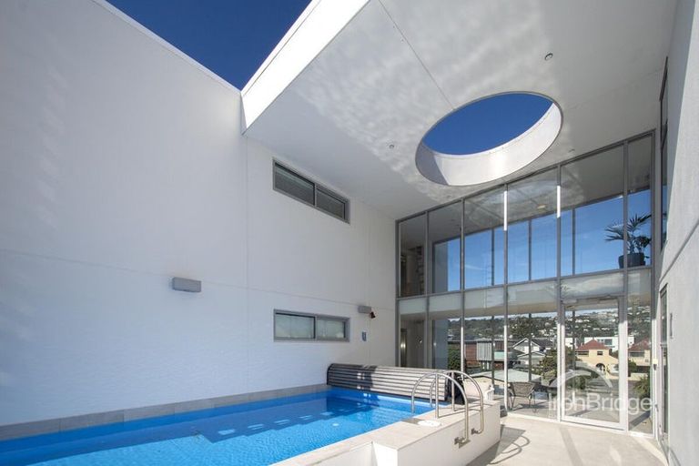 Photo of property in 2/22 Esplanade, Sumner, Christchurch, 8081