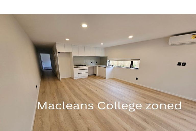 Photo of property in 2a Embling Place, Eastern Beach, Auckland, 2012