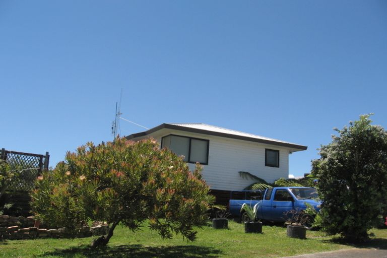 Photo of property in 13 Whenuariri Place, Maketu, 3189