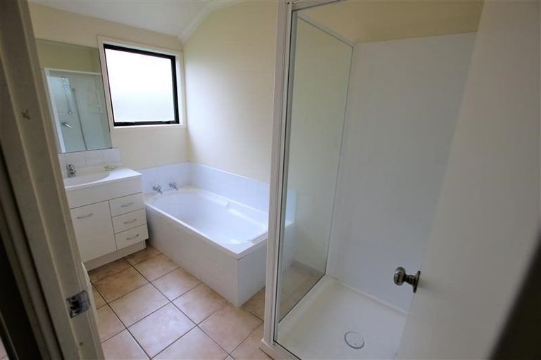 Photo of property in 27 Opawa Crescent, Favona, Auckland, 2024