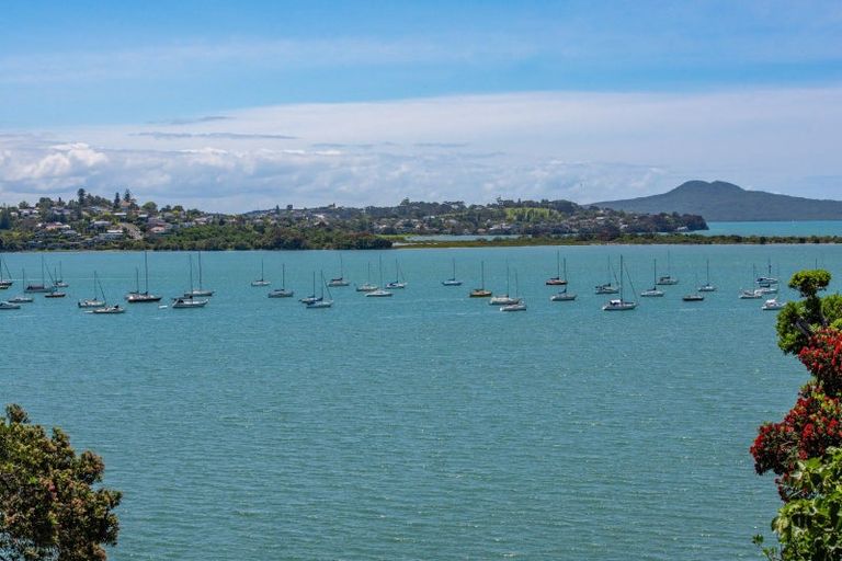 Photo of property in 28 Falstaff Place, Half Moon Bay, Auckland, 2012