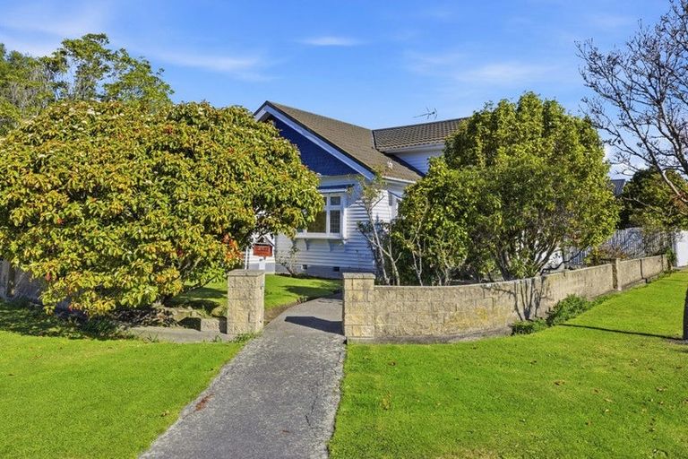 Photo of property in 29 College Avenue, Strowan, Christchurch, 8052