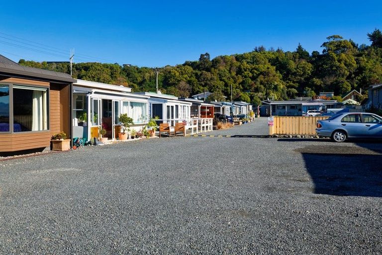 Photo of property in 2/132 Esplanade, Kaikoura, 7300