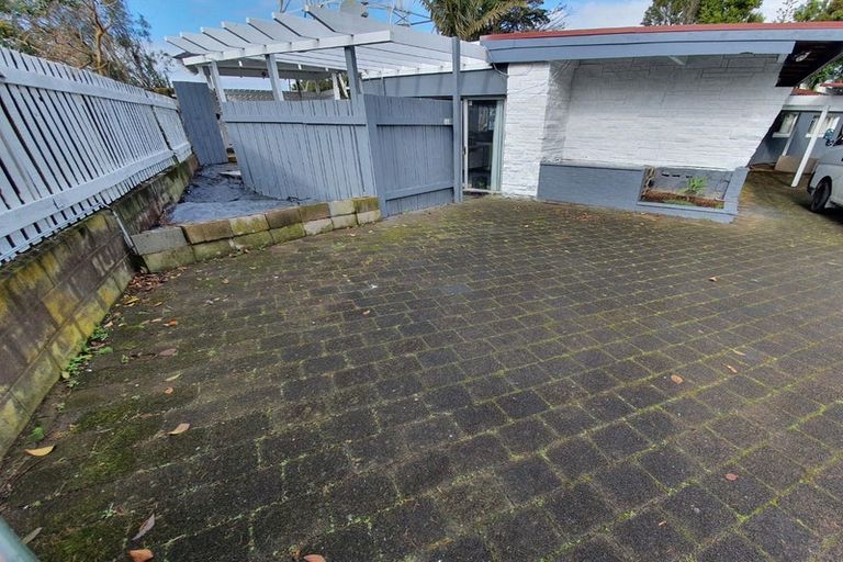 Photo of property in 38 Aurea Avenue, Pakuranga, Auckland, 2010