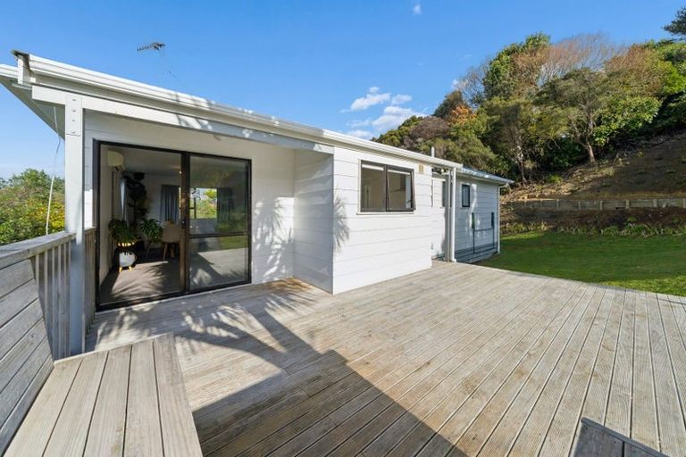 Photo of property in 19 Staithes Drive North, Whitby, Porirua, 5024