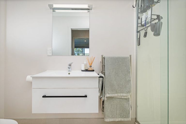 Photo of property in 10 Voyager Place, Cooks Beach, Whitianga, 3591