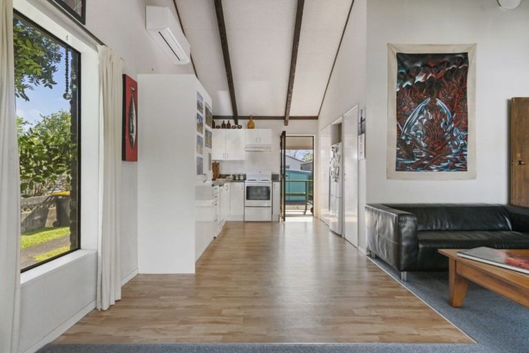 Photo of property in 106 Lorraine Place, Whangamata, 3620