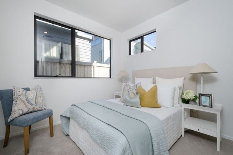 Photo of property in 42 Lockheed Street, Hobsonville, Auckland, 0618