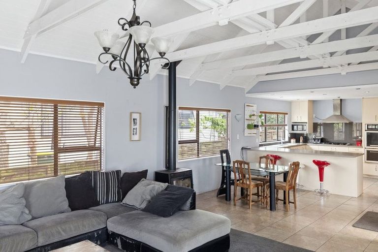 Photo of property in 12 Riverside Drive, Waiuku, 2123