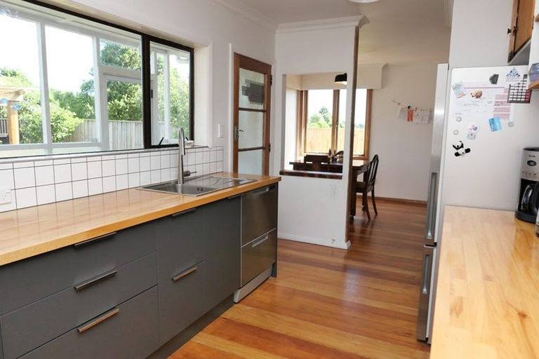 Photo of property in 41 Lupin Road, Otaki, 5512