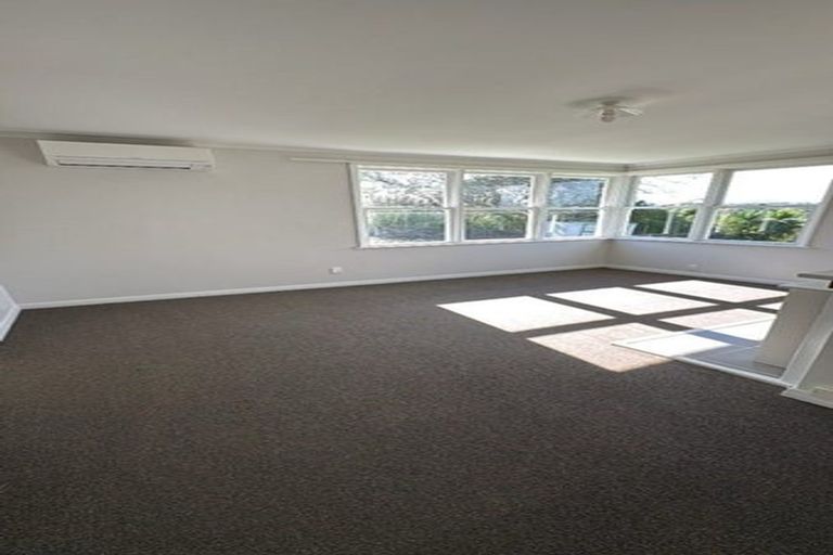 Photo of property in 35 Marsden Street, Hauraki, Auckland, 0622