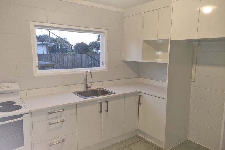 Photo of property in 52 Cramond Drive, Mangere East, Auckland, 2024