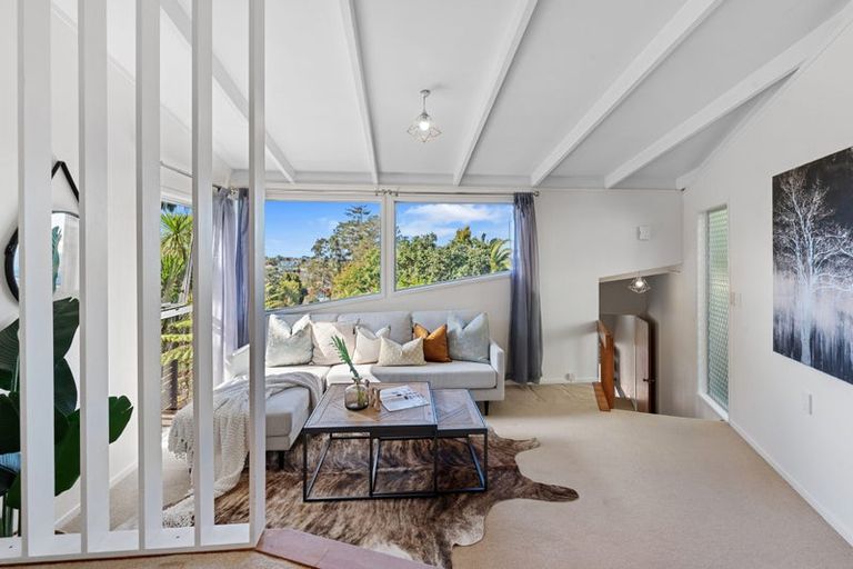 Photo of property in 1/89 Glamorgan Drive, Torbay, Auckland, 0630