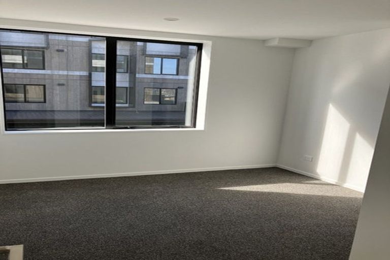 Photo of property in 104/3 Rauemi Way, Te Atatu South, Auckland, 0610