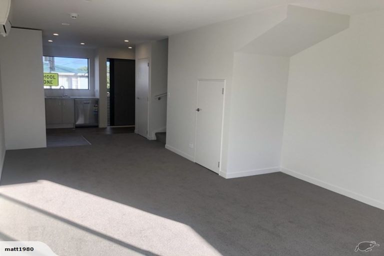 Photo of property in 124u3 Britomart Street, Berhampore, Wellington, 6023