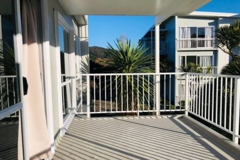 Photo of property in 95 Farmer Crescent, Taita, Lower Hutt, 5011