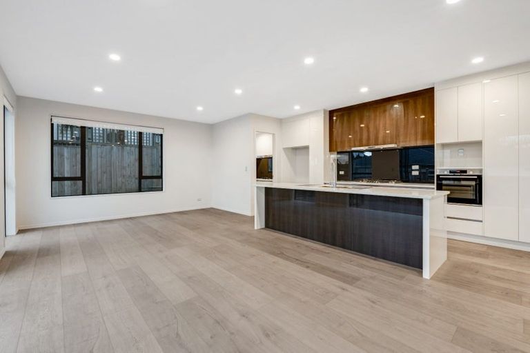 Photo of property in 241 West Hoe Heights, Orewa, 0931