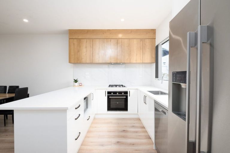 Photo of property in 42e Donegal Park Drive, Flat Bush, Auckland, 2019