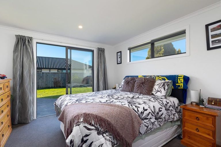 Photo of property in 14 George Fyfe Way, Wakefield, 7025