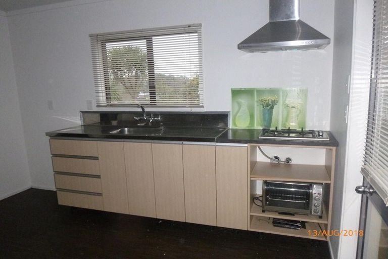 Photo of property in 40 Clyma Place, Massey, Auckland, 0614