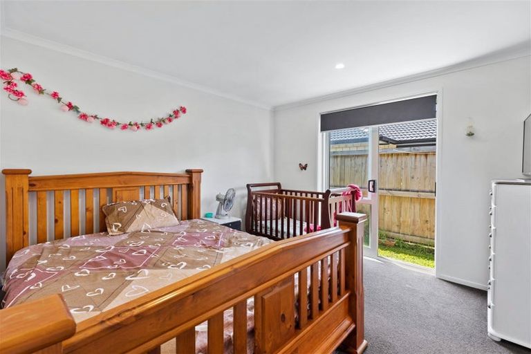 Photo of property in 2 Harakeke Way, Papamoa Beach, Te Puke, 3187