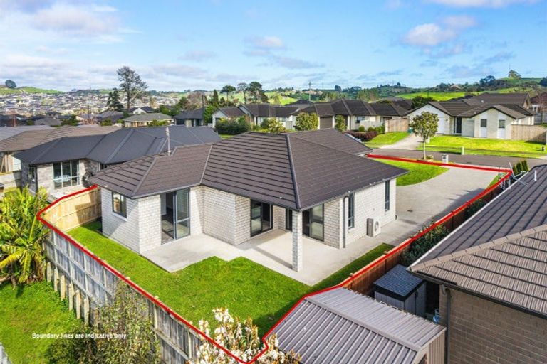 Photo of property in 15 Pyne Crescent, Pokeno, 2402