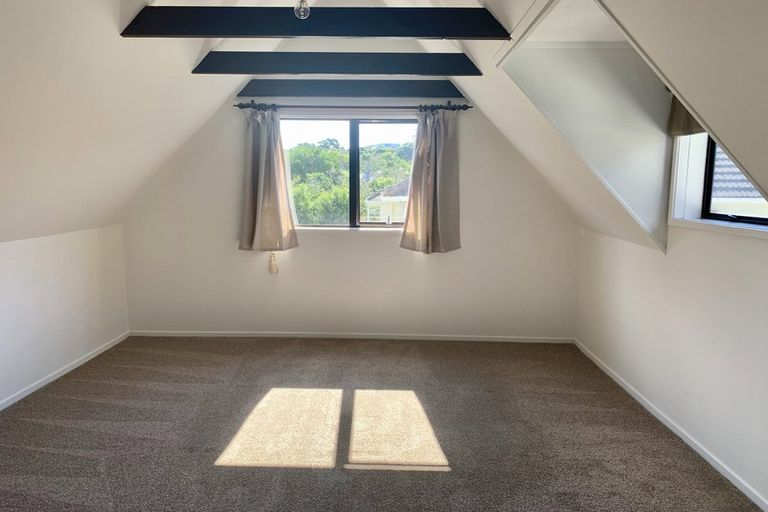 Photo of property in 1/26 Queens Parade, Devonport, Auckland, 0624