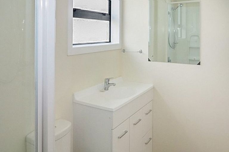 Photo of property in 6 Hinau Road, Mangere Bridge, Auckland, 2022