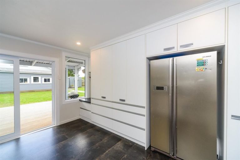 Photo of property in 30 Signal Street, Marton, 4710