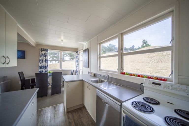 Photo of property in 640 Old Hill Road, Porangahau, 4291