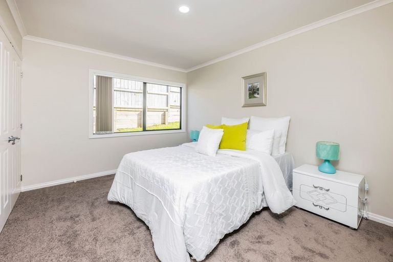 Photo of property in 21 Parkhaven Drive, Rosehill, Papakura, 2113