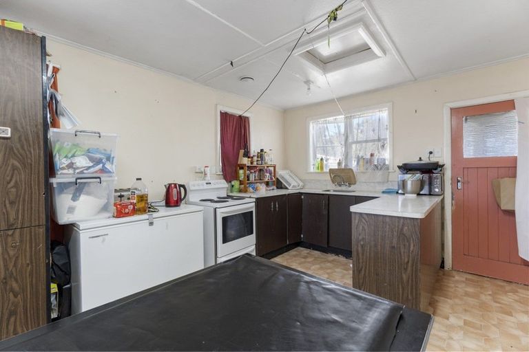 Photo of property in 9 Goldsmith Crescent, Levin, 5510