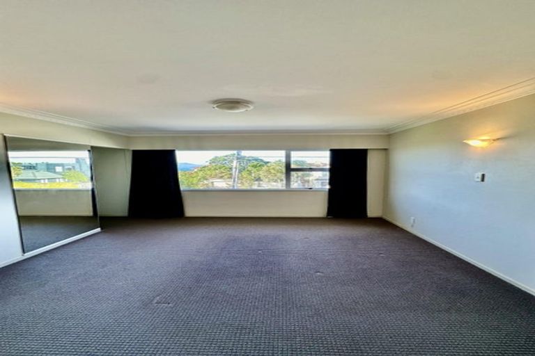Photo of property in 150 Aberdeen Road, Campbells Bay, Auckland, 0620