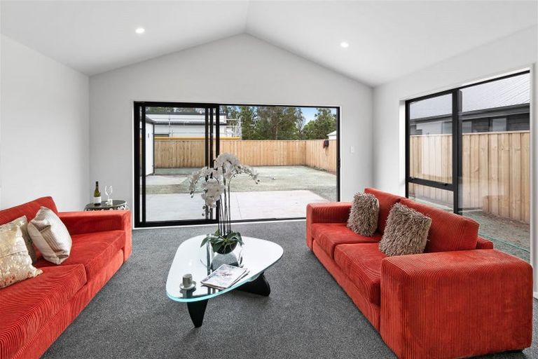 Photo of property in 22 Dynes Road, Rolleston, 7615