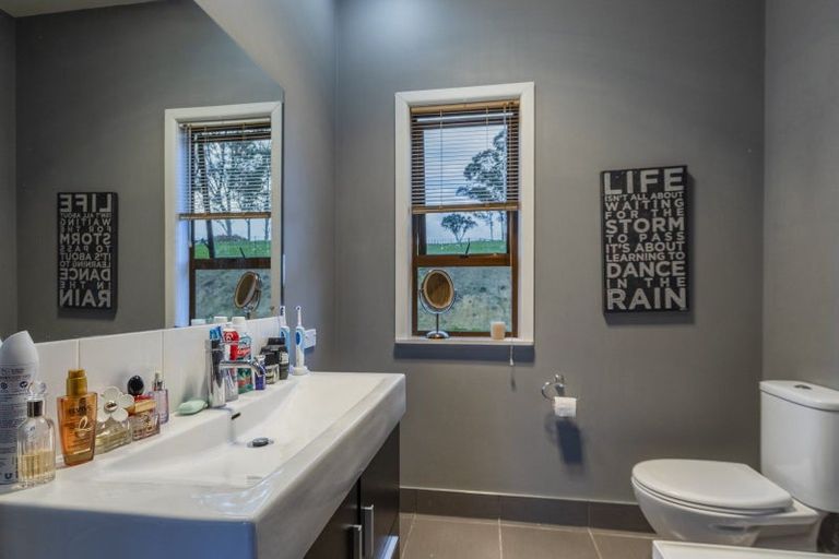 Photo of property in 101 Racecourse Road, Waipawa, Otane, 4277