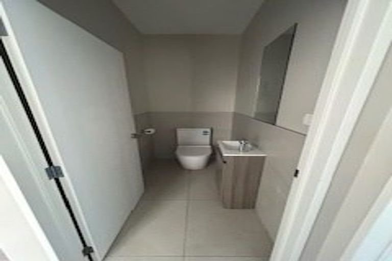 Photo of property in 15 Ahorangi Road, Silverdale, 0932