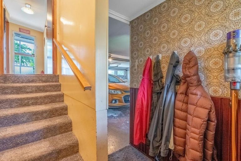 Photo of property in 18 Bullar Street, Grasmere, Invercargill, 9810
