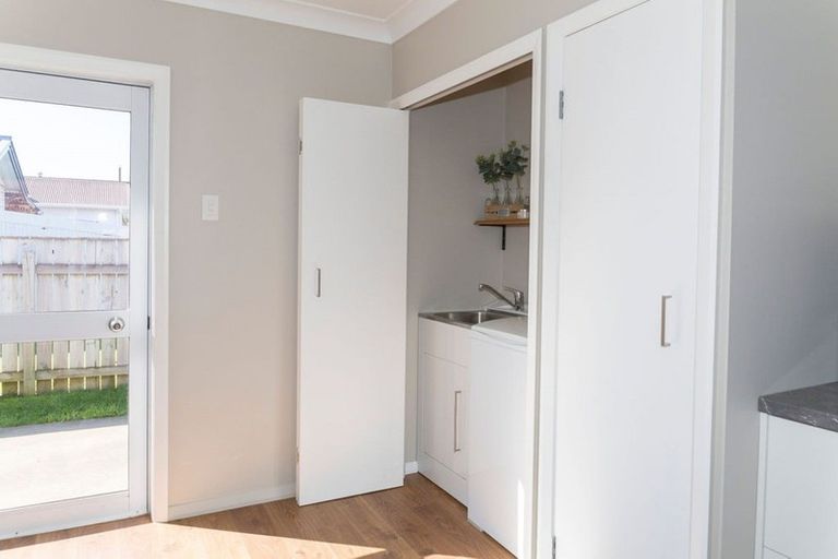 Photo of property in 5 Livingstone Street, Dannevirke, 4930