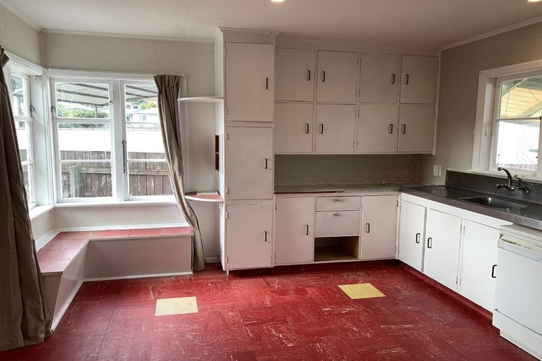 Photo of property in 2 Kim Street, Wainuiomata, Lower Hutt, 5014