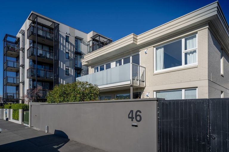 Photo of property in 46 Kilmore Street, Christchurch Central, Christchurch, 8013