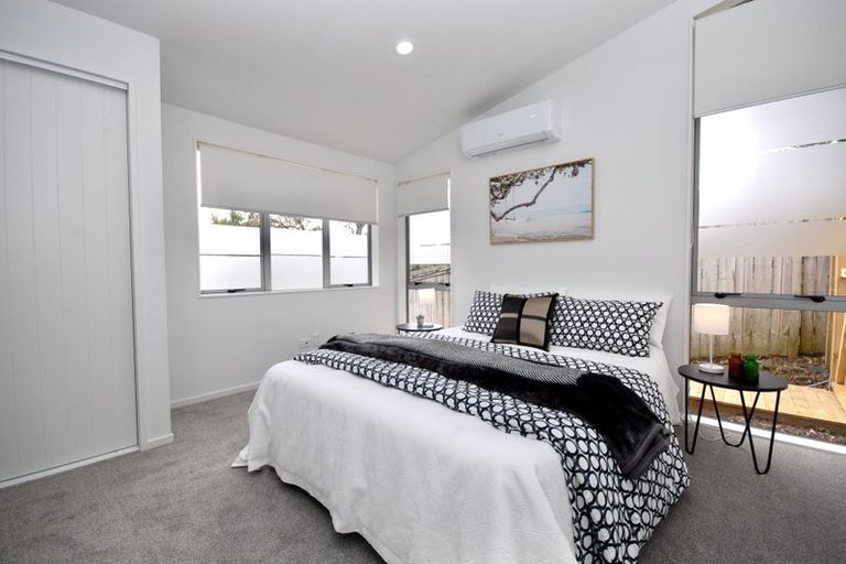 Photo of property in 21a Kia Ora Road, Beach Haven, Auckland, 0626