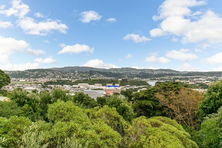 Photo of property in 83f1 Townsend Road, Miramar, Wellington, 6022