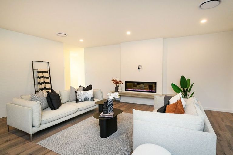 Photo of property in 11 Te Kahu Lane, Halcombe, 4779
