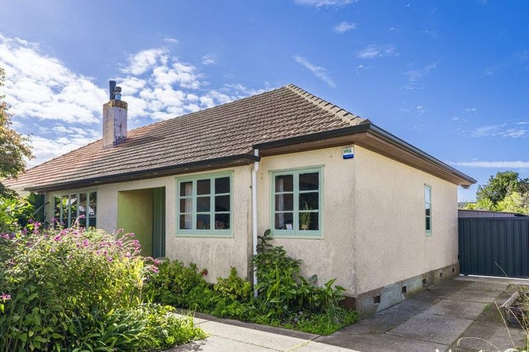 Photo of property in 28 Nuffield Avenue, Marewa, Napier, 4110