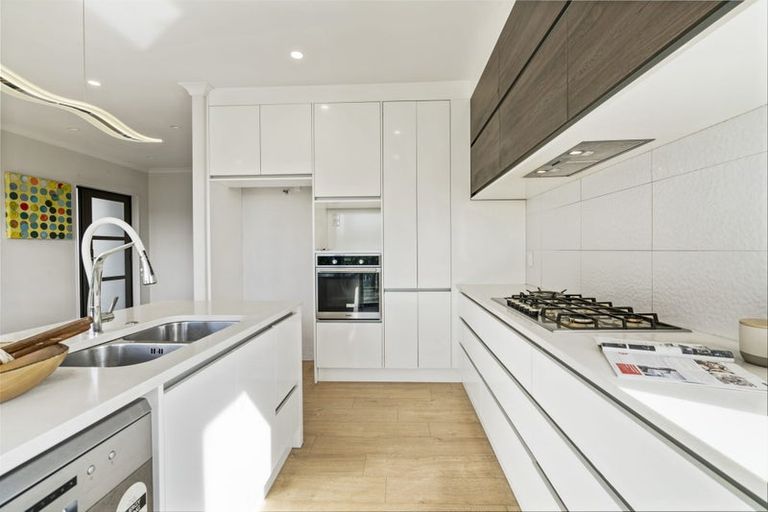 Photo of property in 57a Westgate Drive, Massey, Auckland, 0614