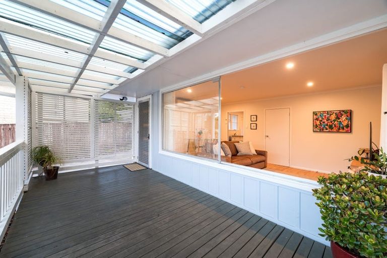 Photo of property in 99a/3 View Road, Sunnyvale, Auckland, 0612